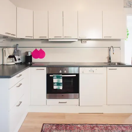 Peltohovi Διαμέρισμα Κούβολα